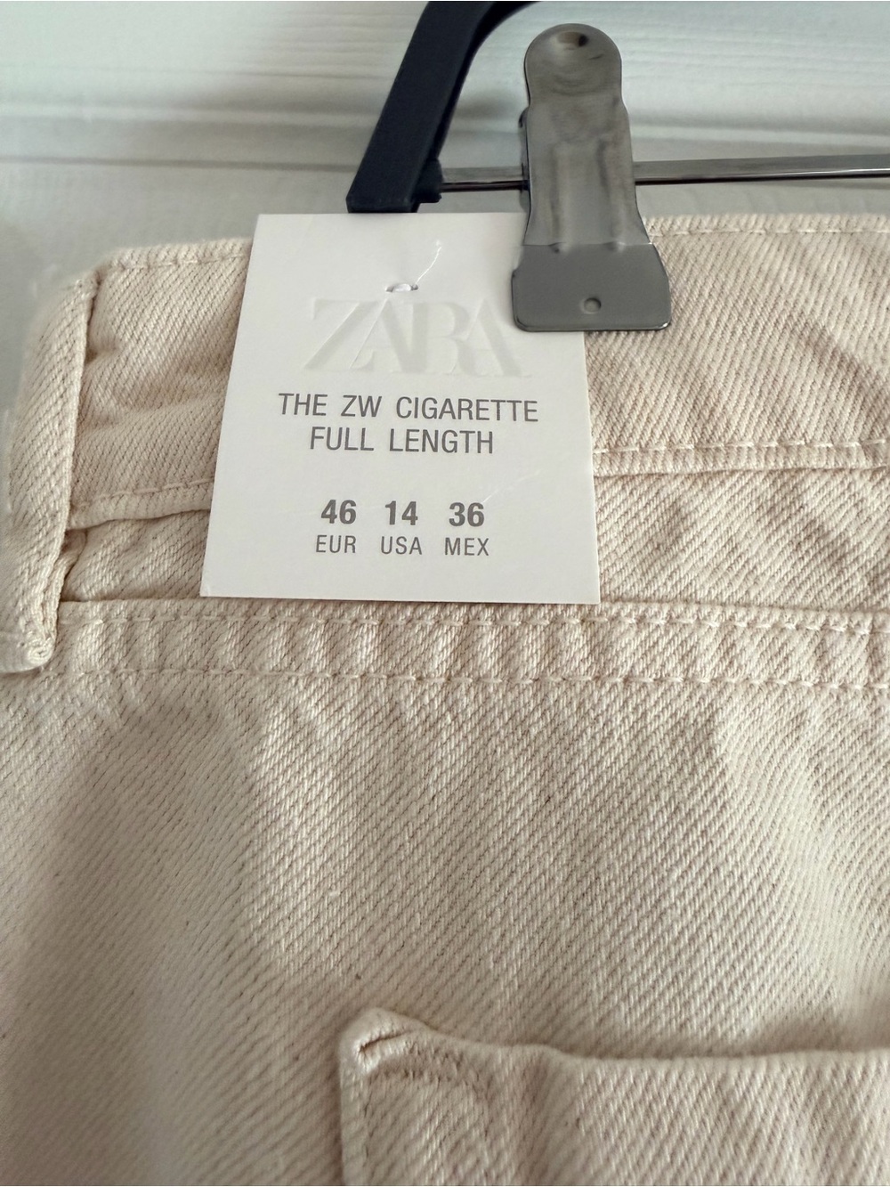 Zara Mid Rise Cigarette Jeans